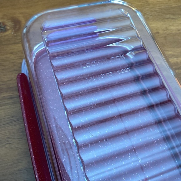 LocknLock LBF409 1.2 quart Snap Close BPA Free Oblong Container - Picture 4 of 5